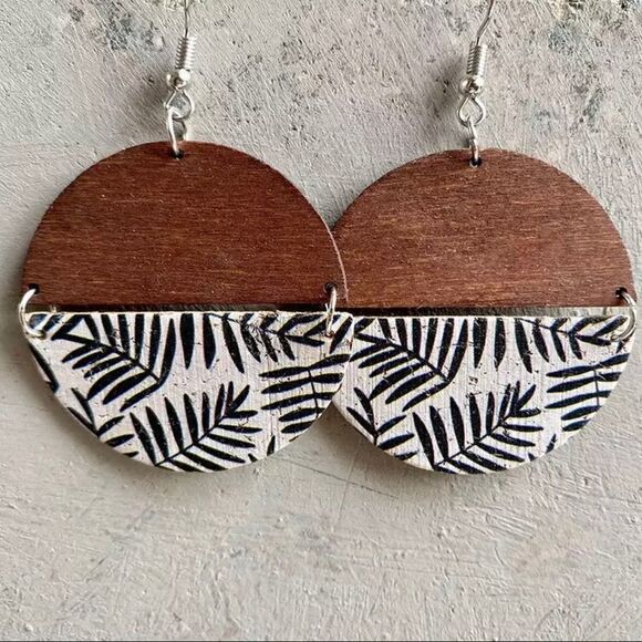 Tropical Palm Design Cork & Wood Circular Drop Earrings NWT - Picture 1 of 8